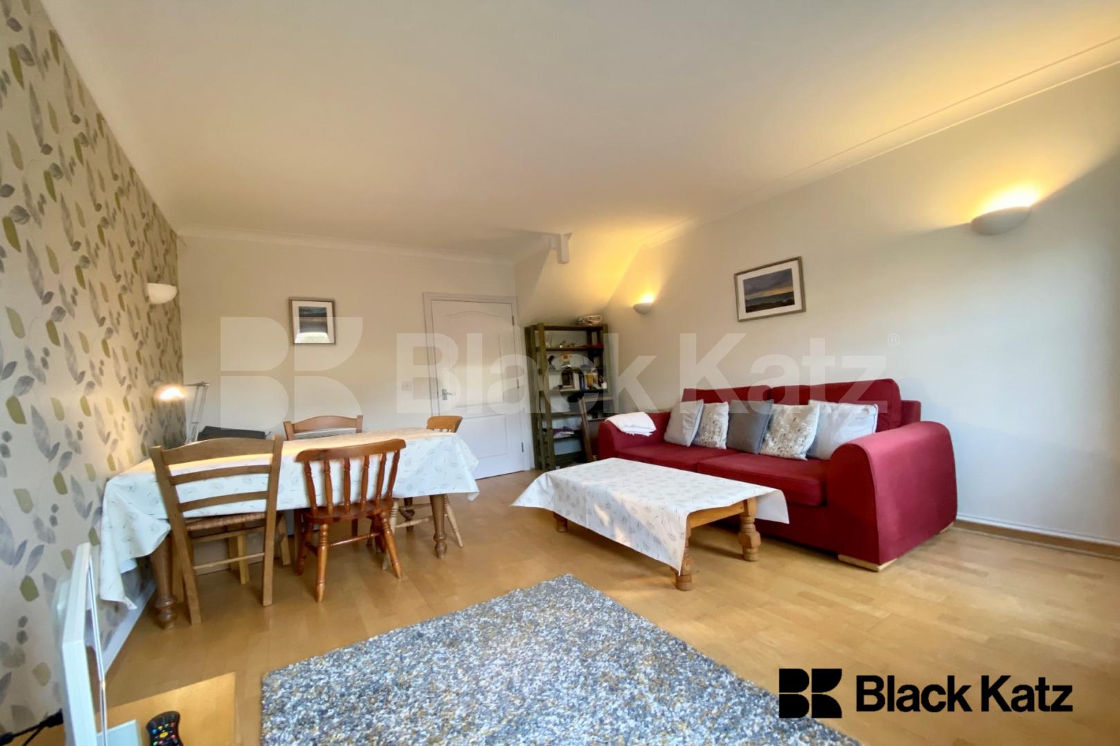 Stunning two double bedroomed Mid-century house Nightingale Mews Gilbert Street, Kennington